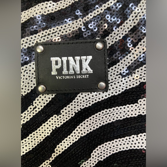 VS PINK Bling Campus Laptop Sleeve - Picture 3 of 8